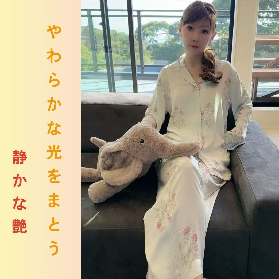 綿サテン　【日本製】ライトグリーン　ピンクのバラ柄　長袖 長ズボン パジャマ ルームウェア