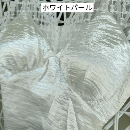 魅せるレイヤード    レースと艶で、素肌を美しく  艶めくシルエット