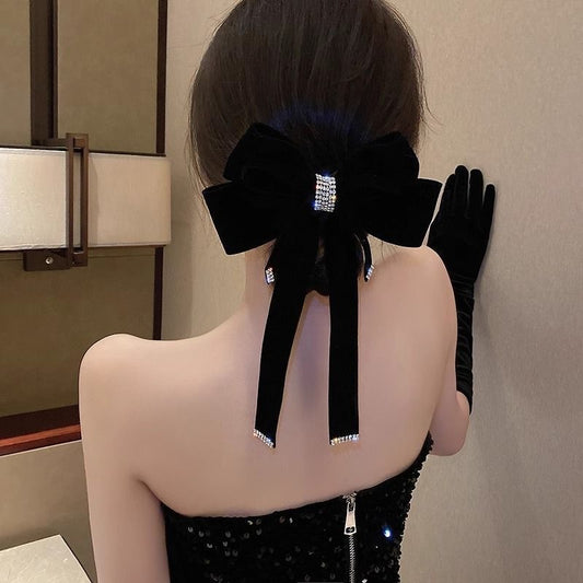 【FIORA】ベロアヘアクリップ リボン 髪留め バレッタ おしゃれ しっかりとまる 大人 ヘアアクセサリーおしゃれ