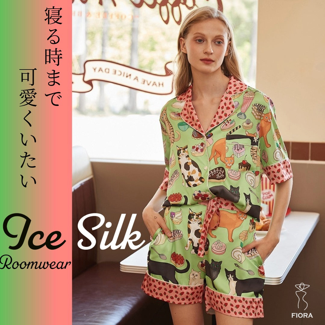 2026新作　 🌻アイスシルク　ライトグリーン   猫＆スイーツ柄　襟イチゴ柄　  半袖 　半ズボン パジャマ ルームウェア