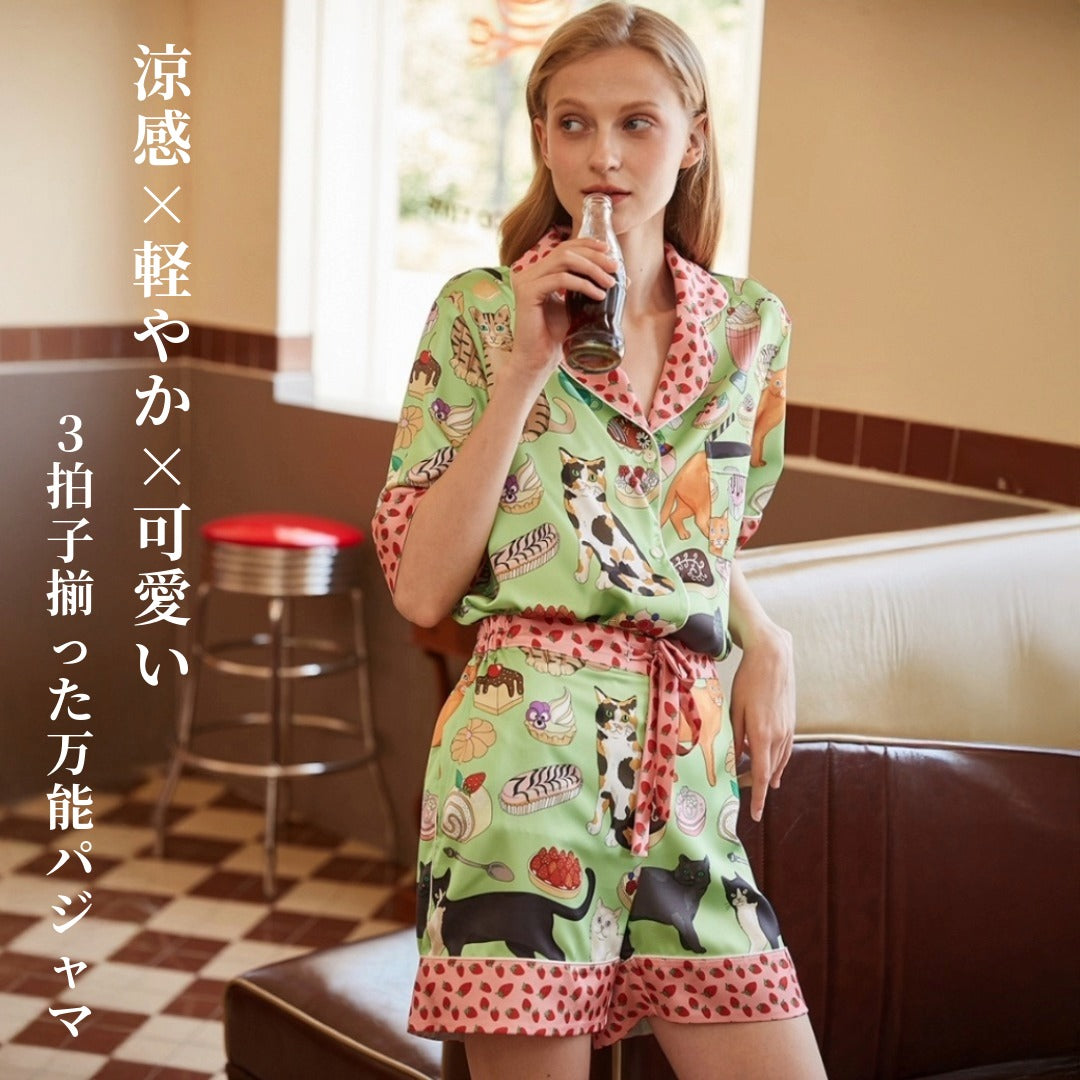 2026新作　 🌻アイスシルク　ライトグリーン   猫＆スイーツ柄　襟イチゴ柄　  半袖 　半ズボン パジャマ ルームウェア