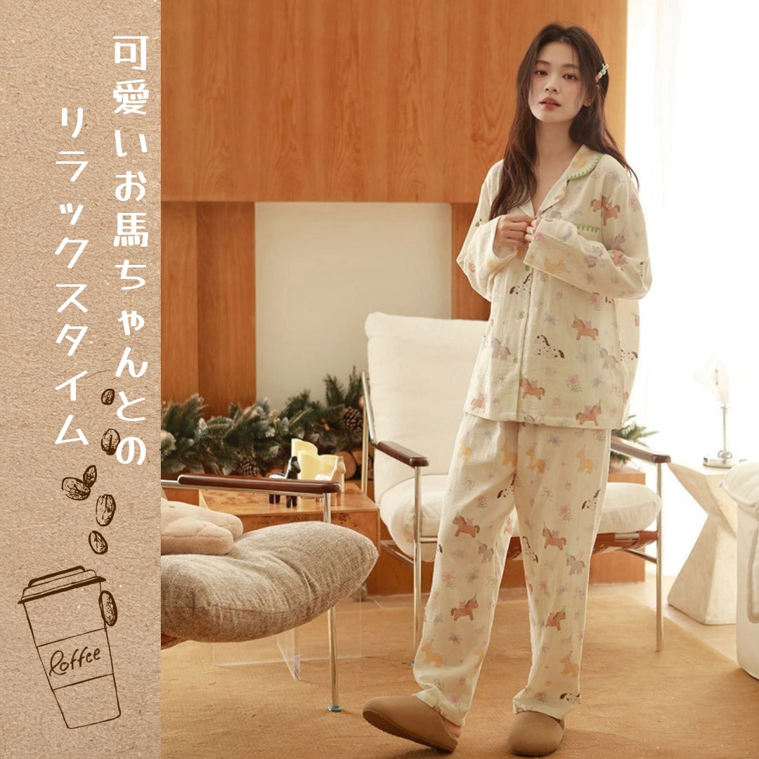 WダブルガーゼW【日本製】　多彩馬　馬年の🐎　　2026元旦新作　2026年（馬年）のスタートに、幸運いっぱいの馬柄パジャマを。可愛いお馬ちゃんが好運を運んでくれるラッキーアイテム　