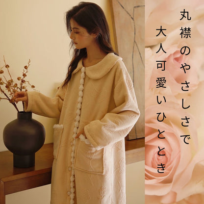 【秋冬物発売開始！！】2025 冬新作❄️日本製❤️モコモコルームウェア　ベージュ　バラ　羽織り　ワンピーススタイル