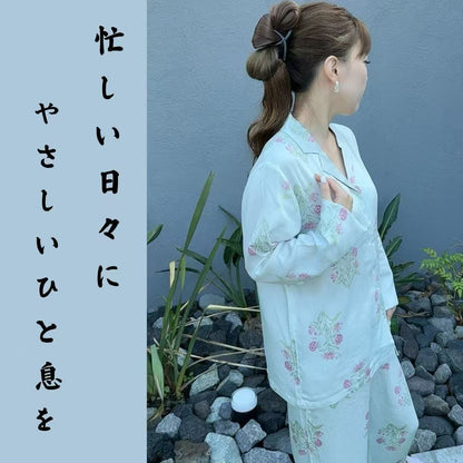 綿サテン　【日本製】ライトグリーン　ピンクのバラ柄　長袖 長ズボン パジャマ ルームウェア