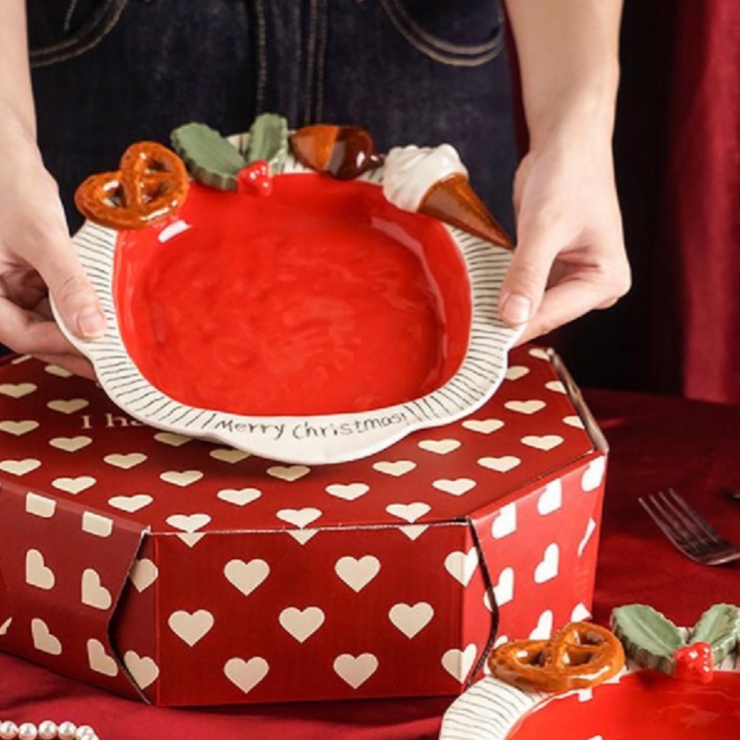 激可愛い クッキー柄 クリスマスカラー さら 皿 お皿 ソフトクリーム 可愛い かわいい プレゼント プレゼント用 ギフト 陶器  直径 22.3cm 大きめ 小さめ 大皿 中皿 小皿 限定  ホームパーティー  おしゃれ お洒落 オシャレ 上級者 お祝い 女性　子供 子ども 子供用 食器 器