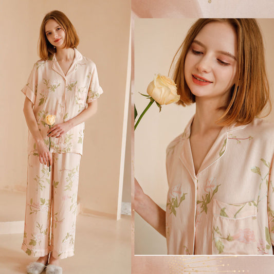 【FIORA】綿サテン 極艶 ライトピンク 大きなバラ柄   半袖  長ズボン パジャマ ルームウェア レディース