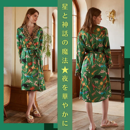 【先行発売開始】2025秋冬新作 🎃ホットシルク　ガウン　バスローブ　裏地ベロア　グリーン   星座柄 　襟太陽＆月柄  パジャマ ルームウェア