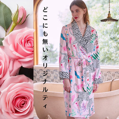 【先行発売開始】2025秋冬新作 🎃ホットシルク　ガウン　バスローブ　裏地ベロア　白ヒョウ パジャマ ルームウェア