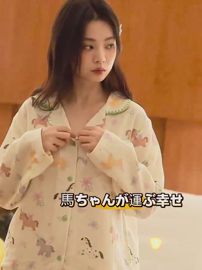 WダブルガーゼW【日本製】　多彩馬　馬年の🐎　　2026元旦新作　2026年（馬年）のスタートに、幸運いっぱいの馬柄パジャマを。可愛いお馬ちゃんが好運を運んでくれるラッキーアイテム　